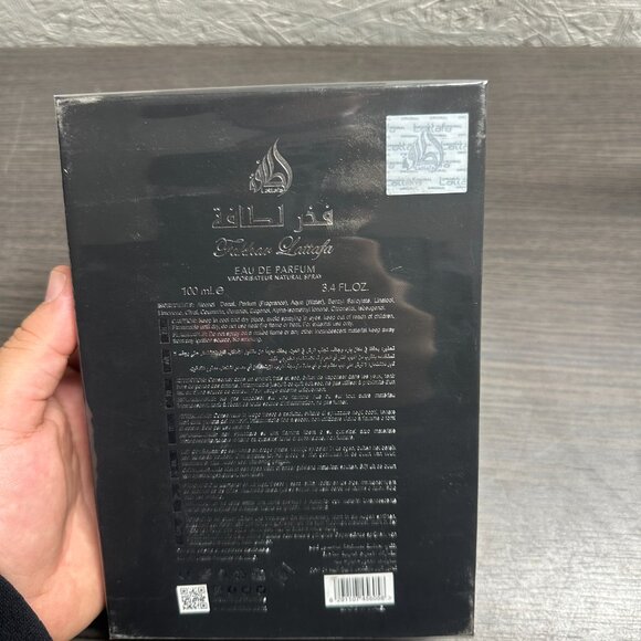 Fakhar Lattafa 3.4 oz EDP Cologne Men New in Box Arabian Perfume - Picture 2 of 2